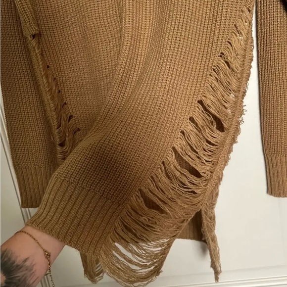 Distressed Sweater - Picture 3 of 5